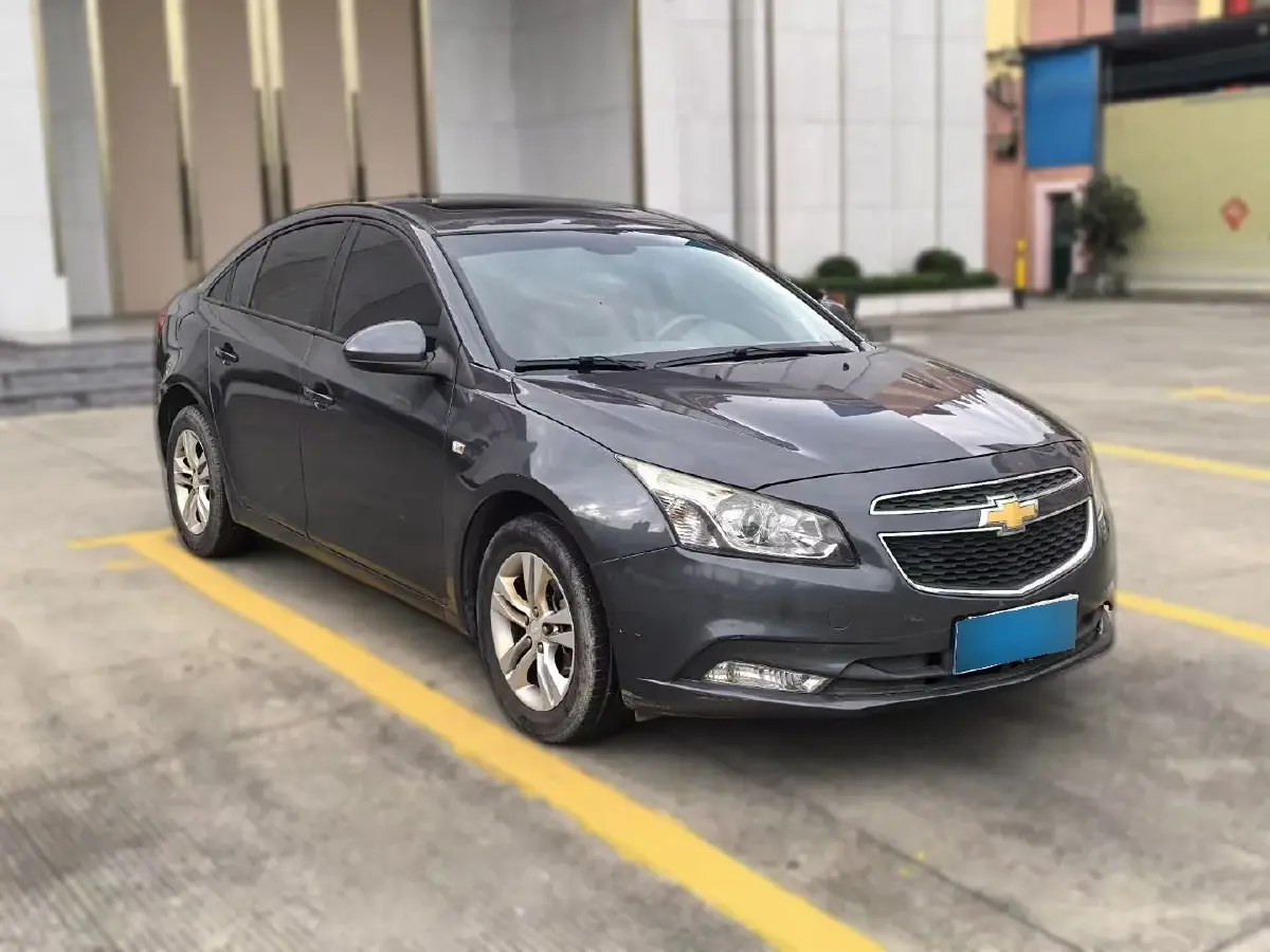2015 Chevrolet Cruze 1.5L 113HP L4 6AT