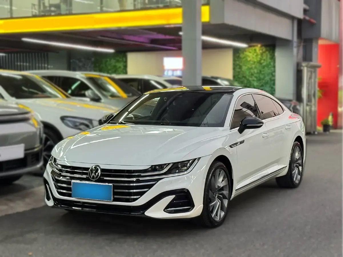 2021 Volkswagen CC 2.0T 220HP L4 7DCT