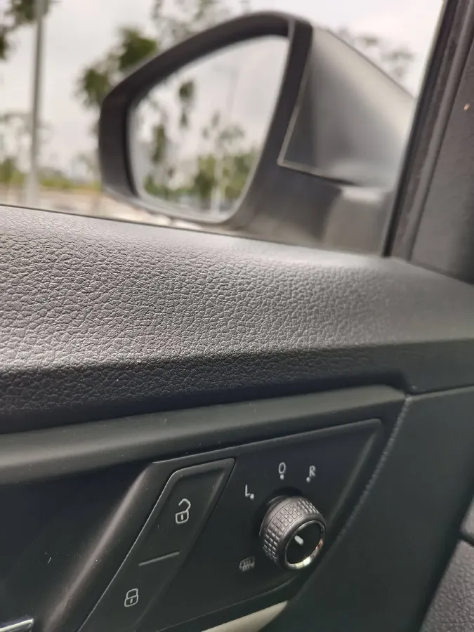 2014 Volkswagen Cross Lavida 1.4T 131HP L4 7DCT,autocango,china used car exporter,china ev exporter,chinese used car exporter,chinese used ev exporter