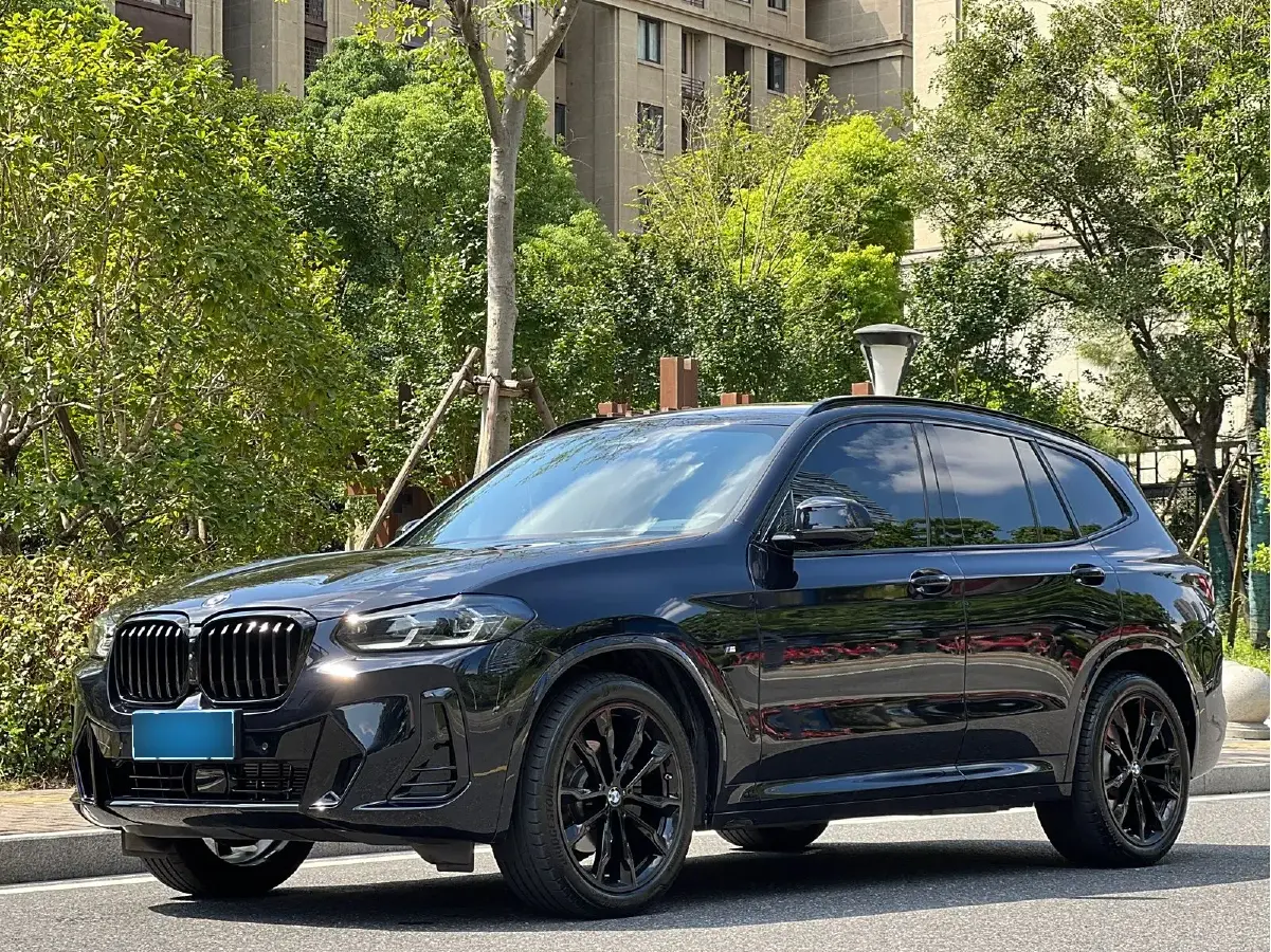 2022 BMW X3 2.0T 252HP L4 8AT