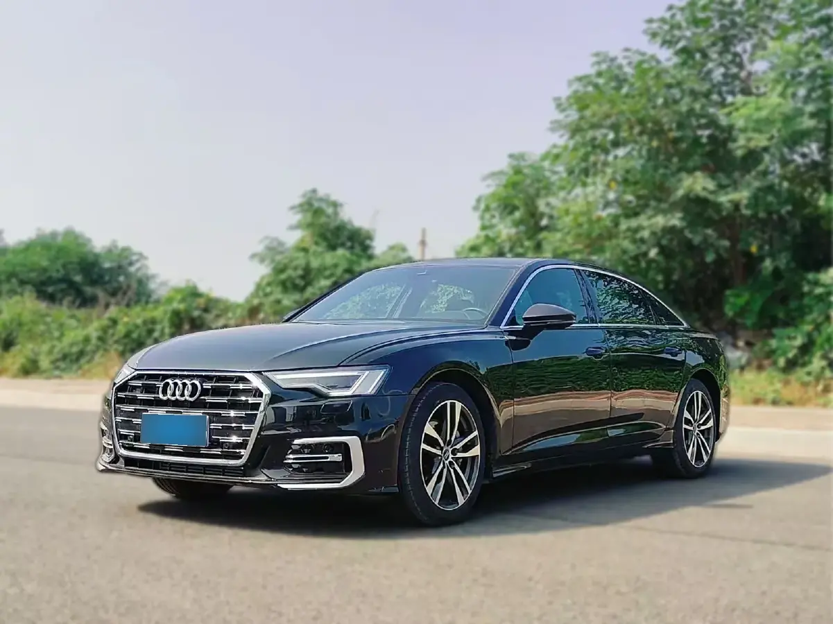 2023 Audi A6L 2.0T 245HP L4 7DCT