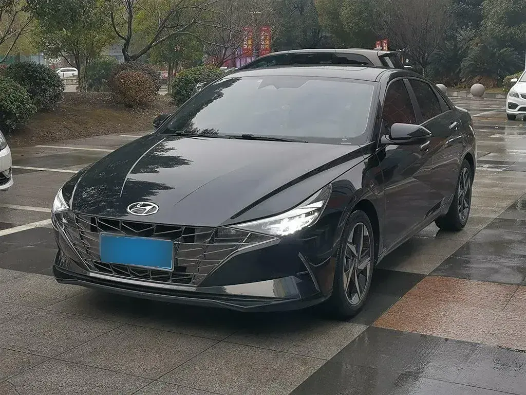 2021 Hyundai Elantra 1.5L 115HP L4 CVT