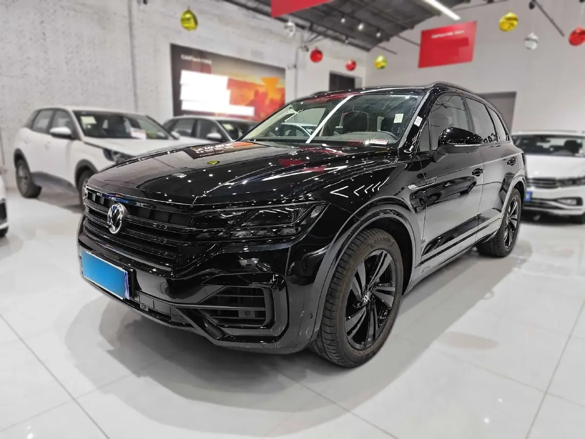 2023 Volkswagen Touareg 3.0T 340HP V6 8AT