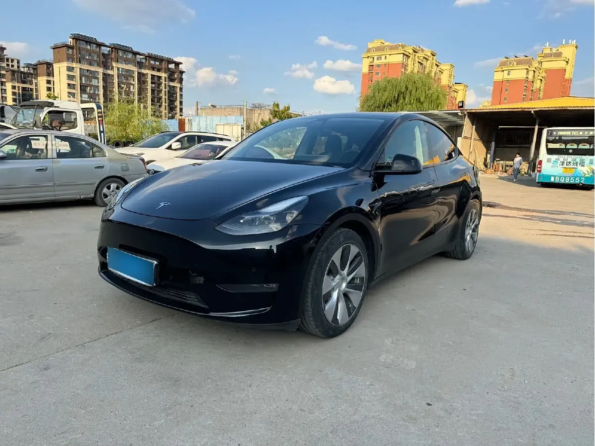 2021 Tesla Model Y BEV 60KWH