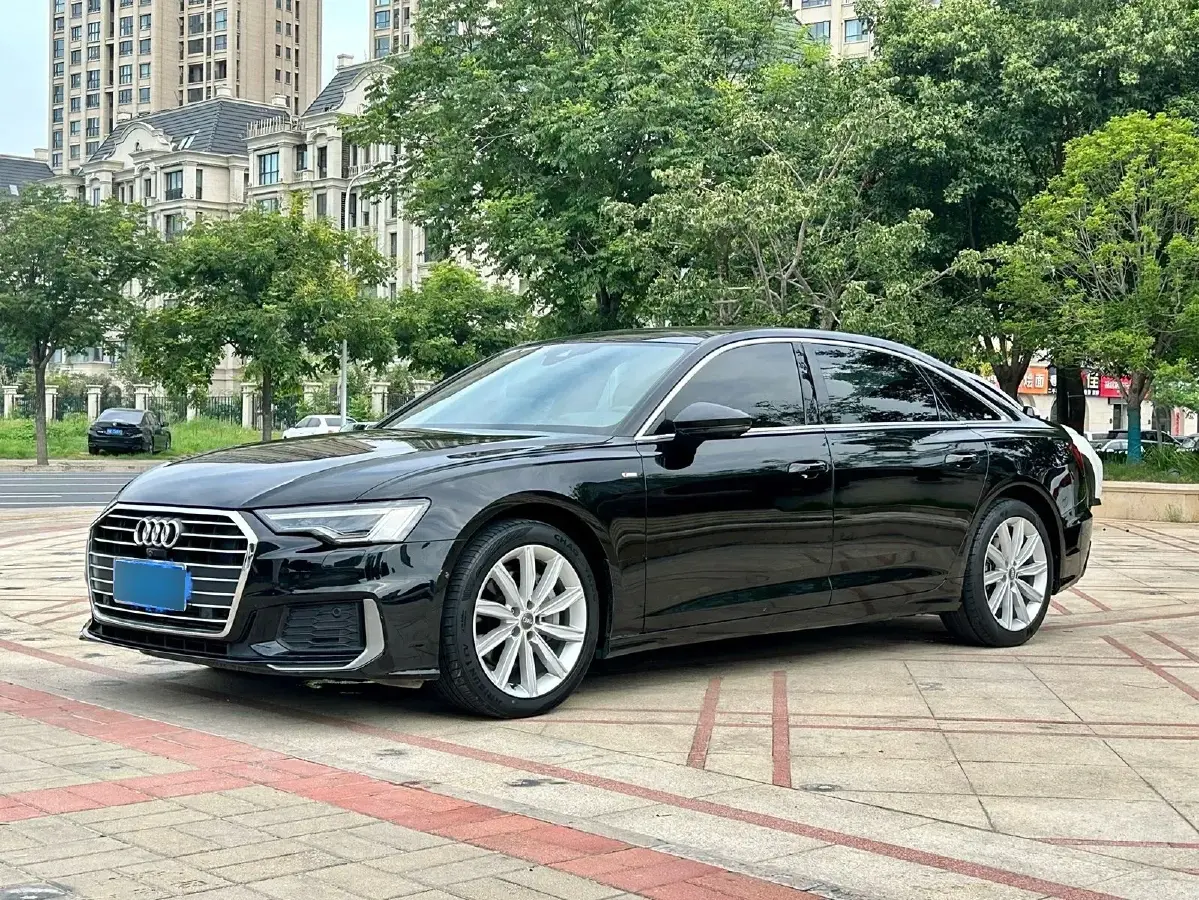 2022 Audi A6L 2.0T 224HP L4 7DCT