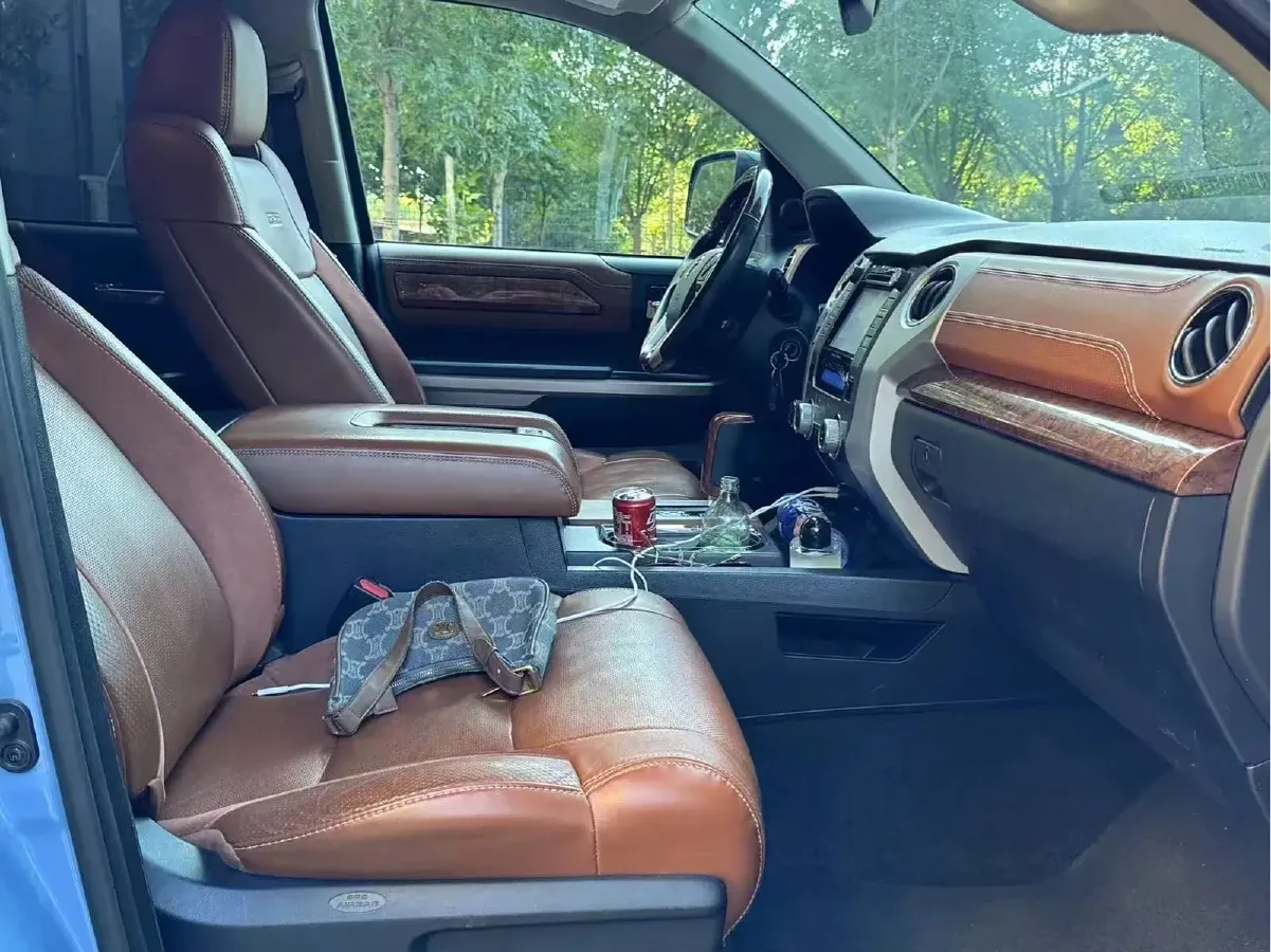 2014 Toyota Tundra 5.7L 386HP V8 6AT,autocango,china used car exporter,china ev exporter,chinese used car exporter,chinese used ev exporter