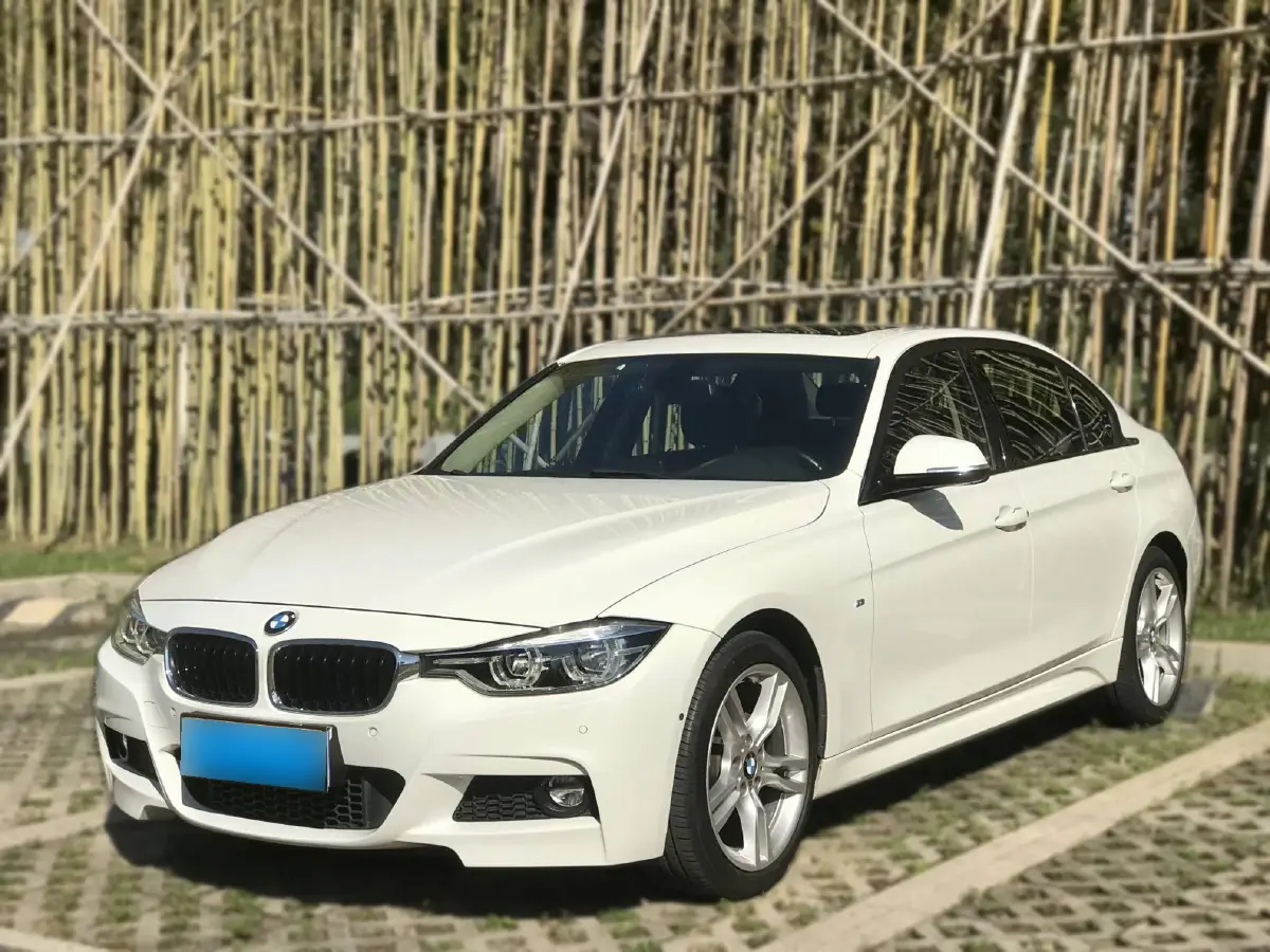 2018 BMW 3 Series 2.0T 184HP L4 8AT