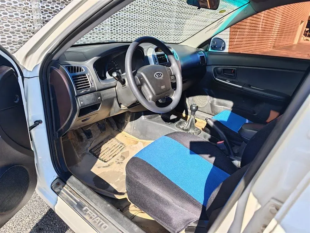 2010 Kia Cerato 1.6L 112HP L4 5MT,autocango,china used car exporter,china ev exporter,chinese used car exporter,chinese used ev exporter