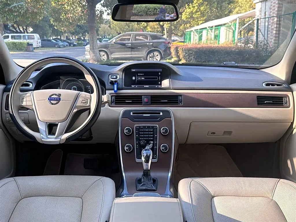 2014 Volvo S80L 2.0T 214HP L5 6AT,autocango,china used car exporter,china ev exporter,chinese used car exporter,chinese used ev exporter