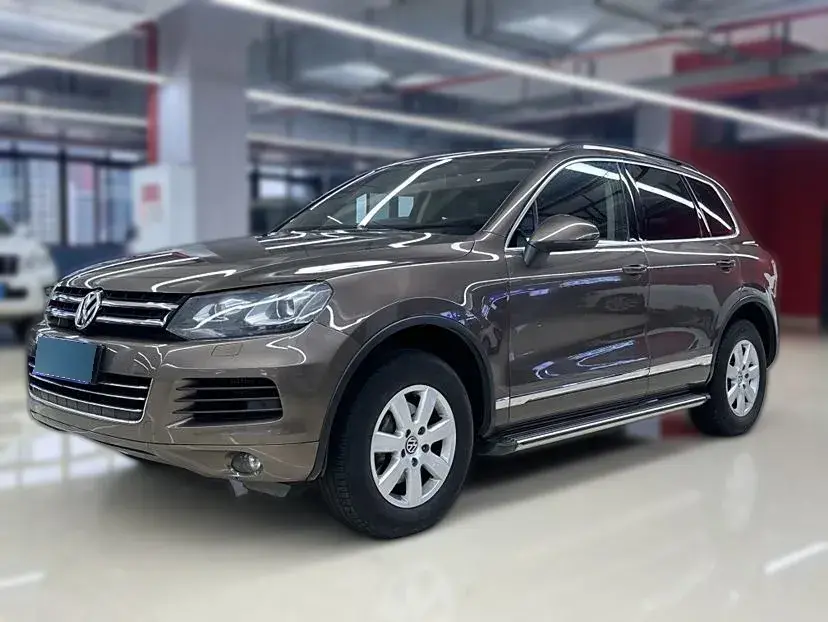 2011 Volkswagen Touareg 3.0T 240HP V6 8AT
