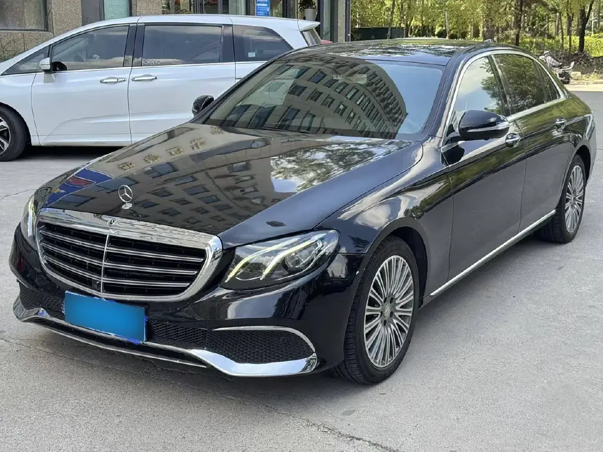 2017 Mercedes-Benz E Class 2.0T 245HP L4 9AT