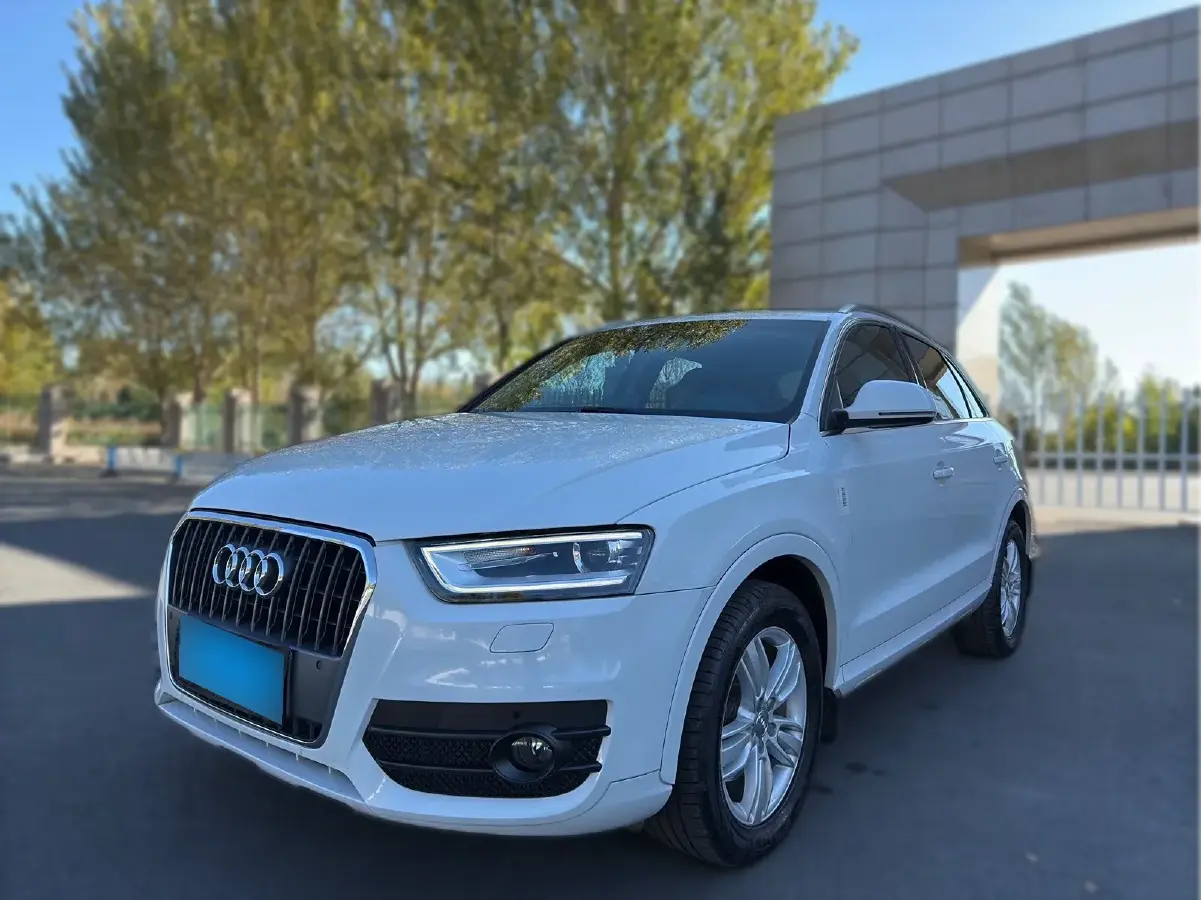 2015 Audi Q3 2.0T 170HP L4 7DCT