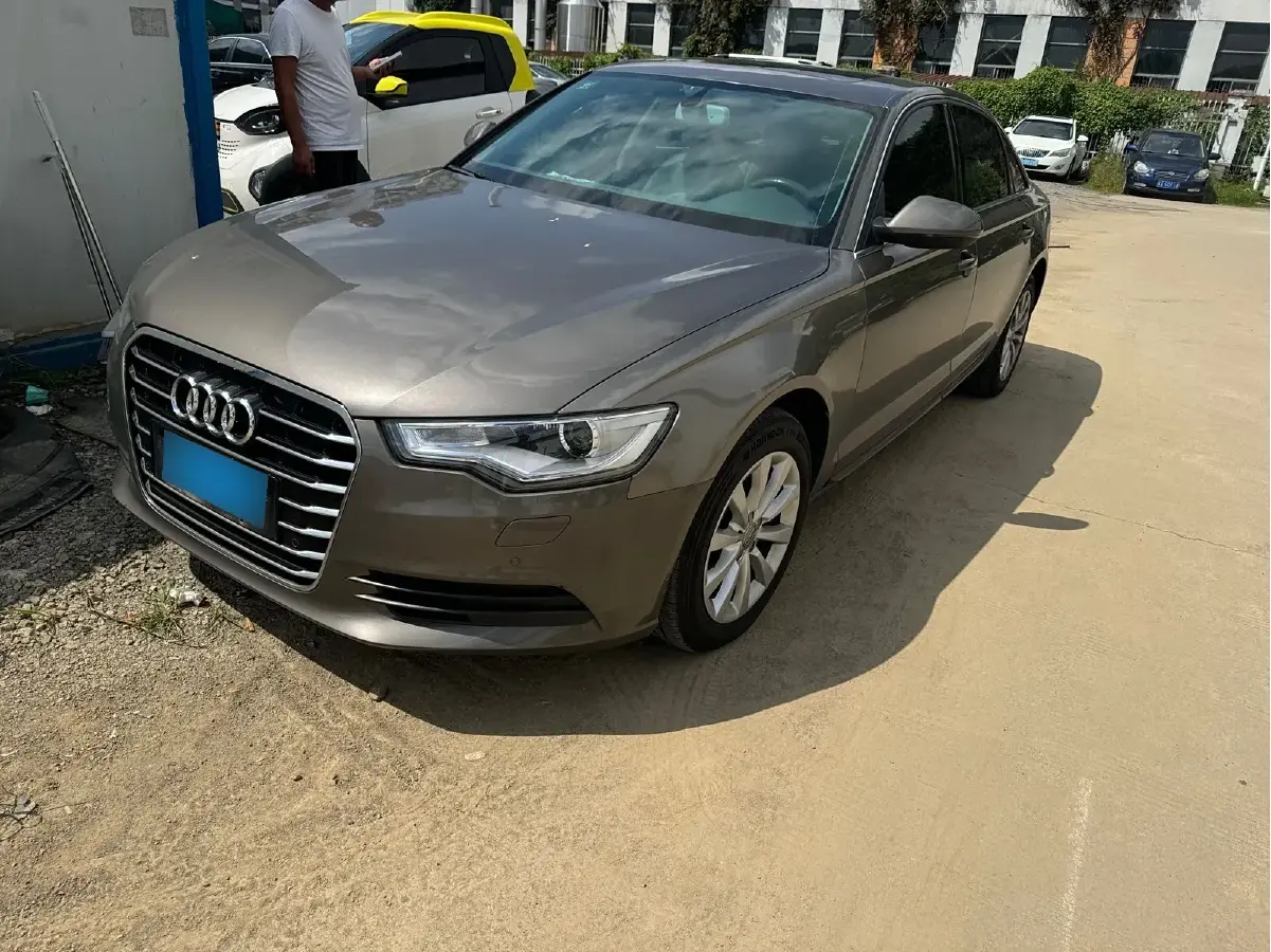 2014 Audi A6L 2.0T 180HP L4 CVT