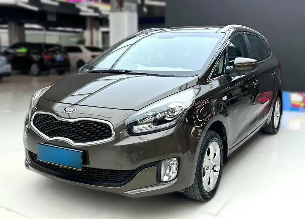 2013 Kia Carens 2.0L 152HP L4 6AT