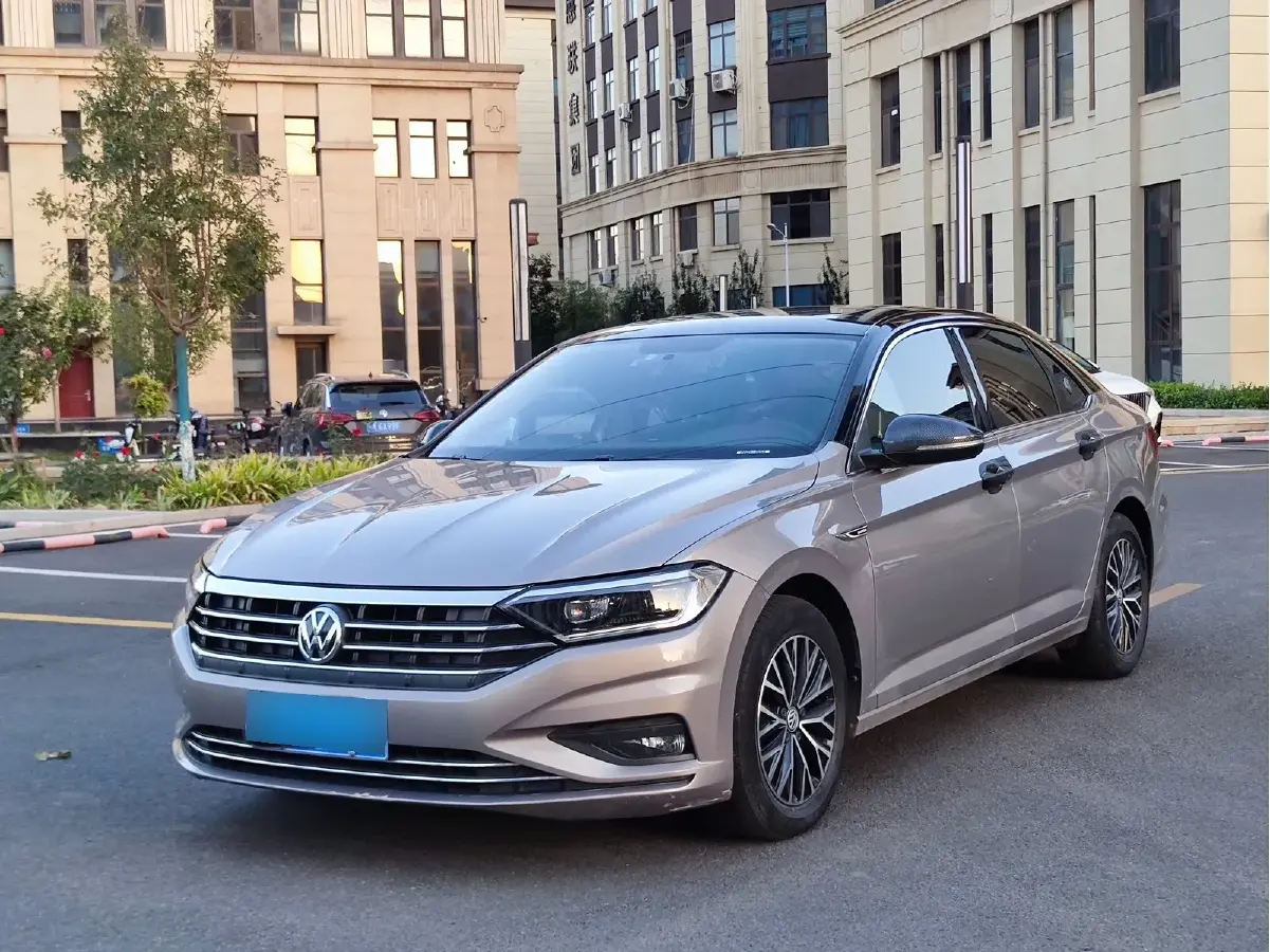 2020 Volkswagen Sagitar 1.4T 150HP L4 7DCT