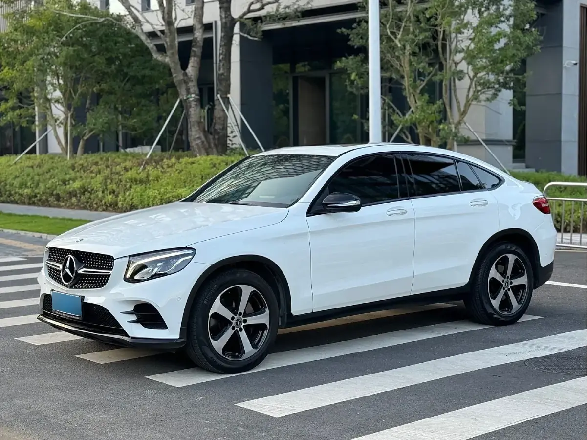 2019 Mercedes-Benz GLC Coupe 2.0T 184HP L4 9AT