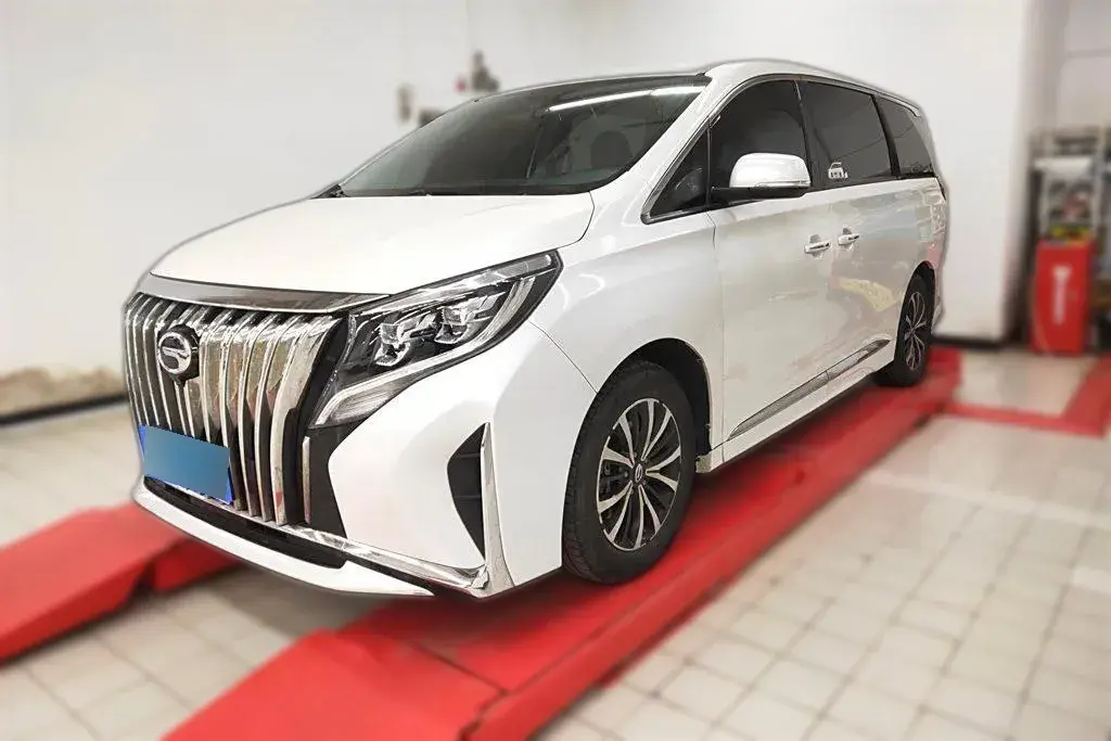 2021 GAC Trumpchi M8 2.0T 252HP L4 8AT