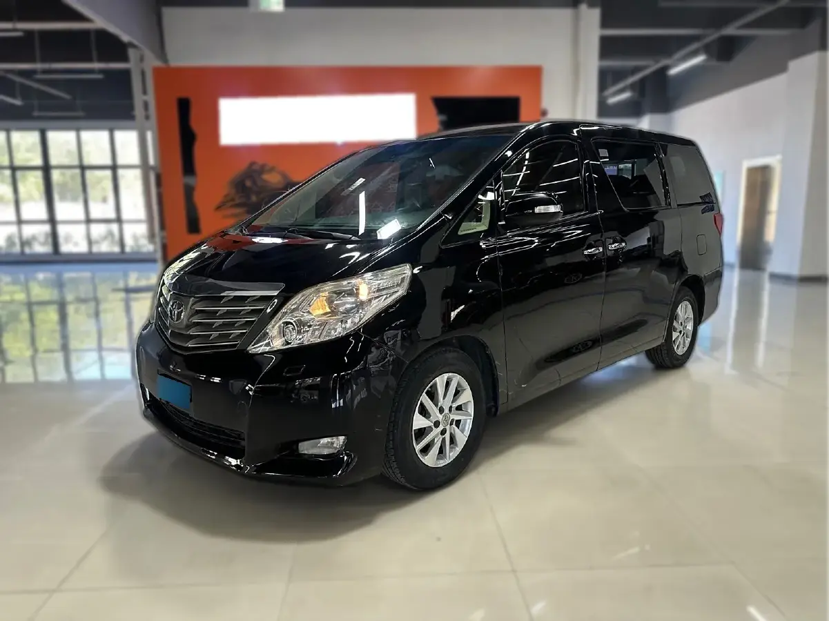 2011 Toyota Alphard 2.4L 167HP L4 4AT