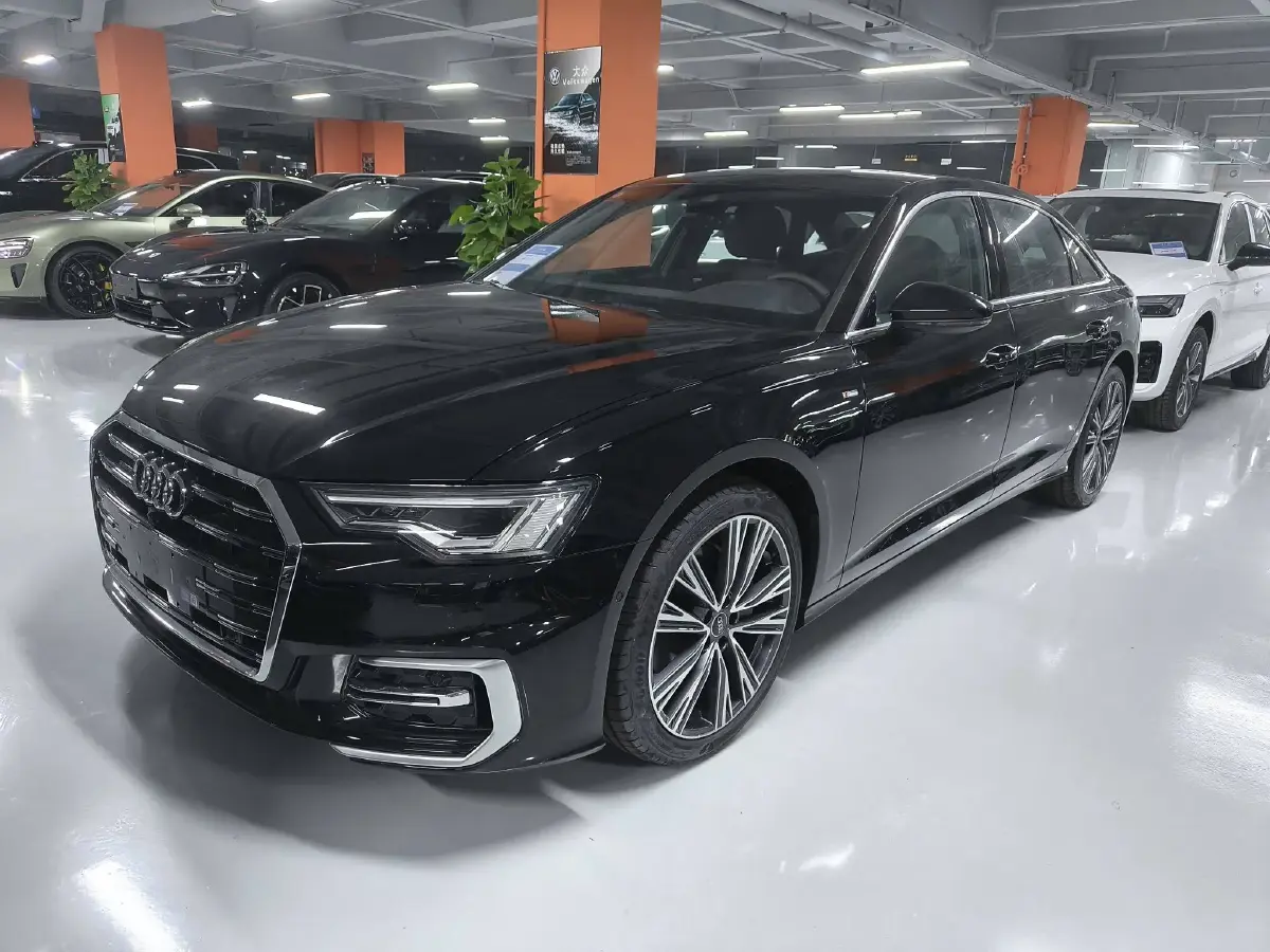 2024 Audi A6L 2.0T 245HP L4 7DCT