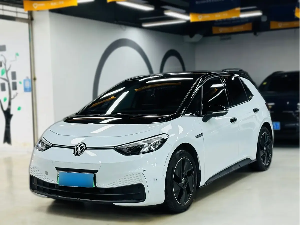 2023 Volkswagen ID.3 BEV 52.8KWH