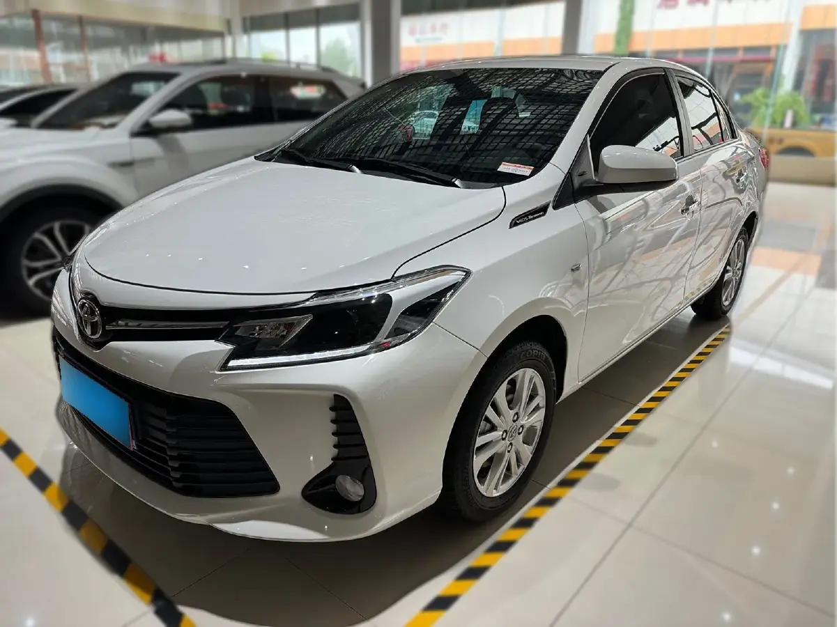 2022 Toyota Vios 1.5L 112HP L4 CVT