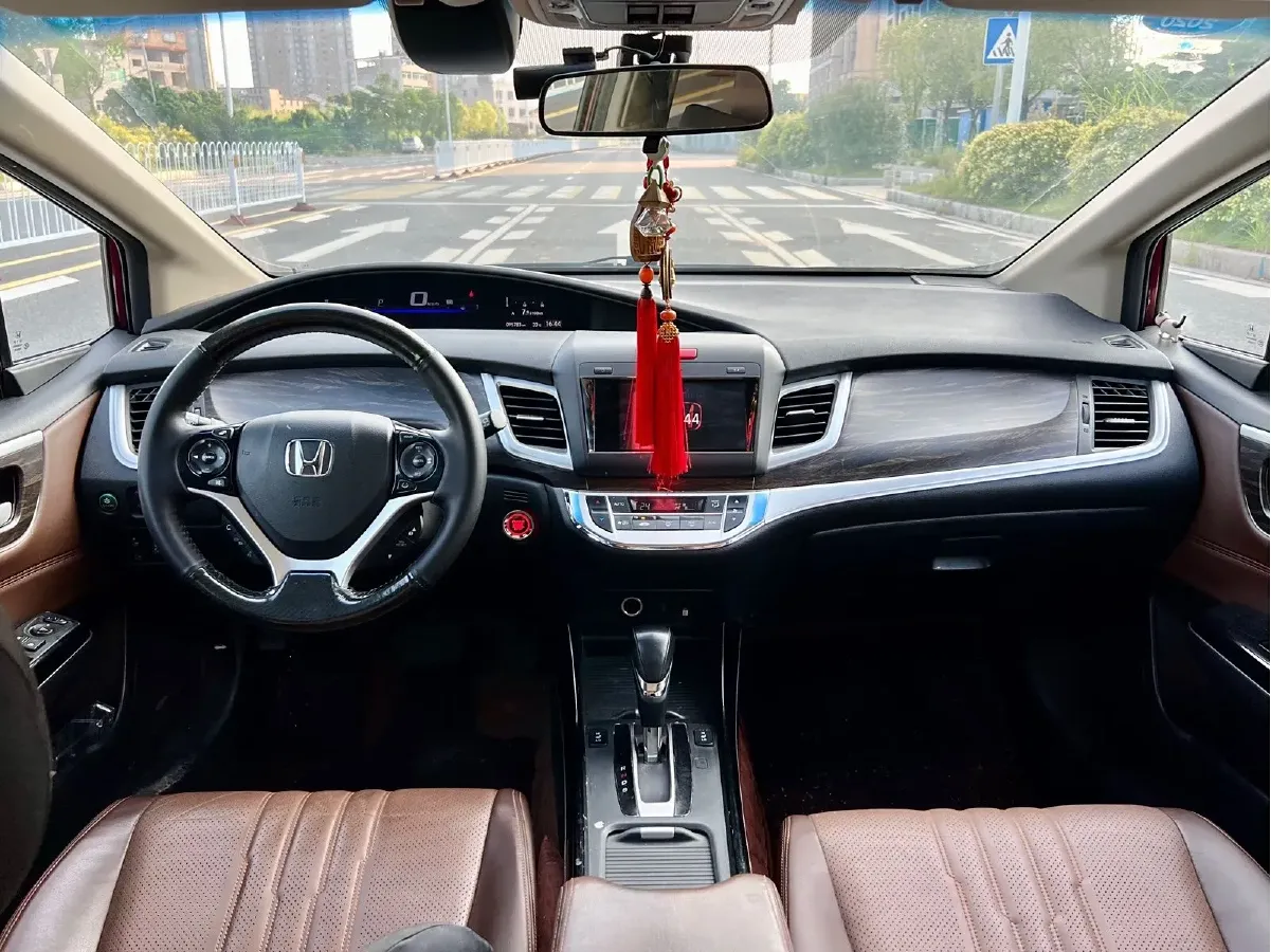 2017 Honda Jade 1.5T 156HP L4 CVT,autocango,china used car exporter,china ev exporter,chinese used car exporter,chinese used ev exporter