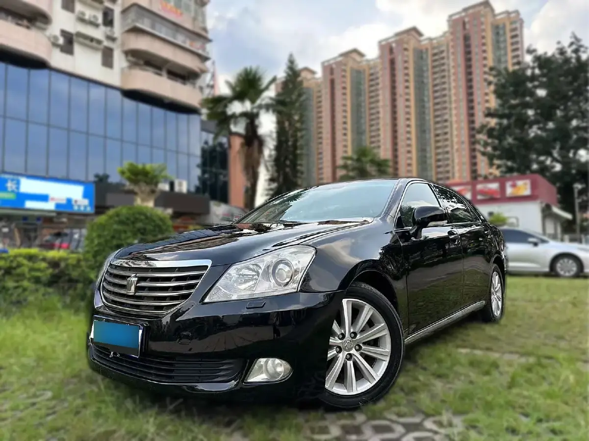 2011 Toyota Crown 2.5L 193HP V6 6AT