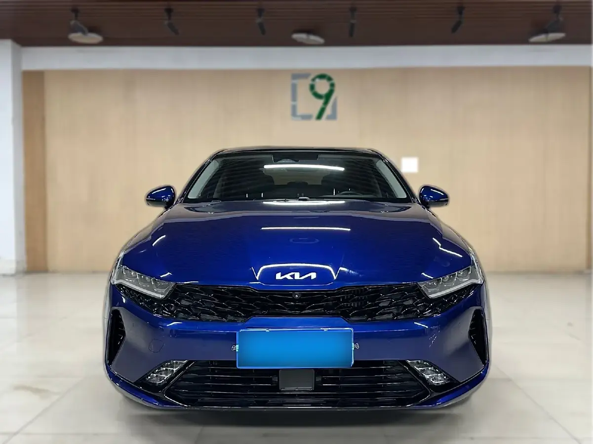 2021 Kia K5 2.0T 240HP L4 8AT