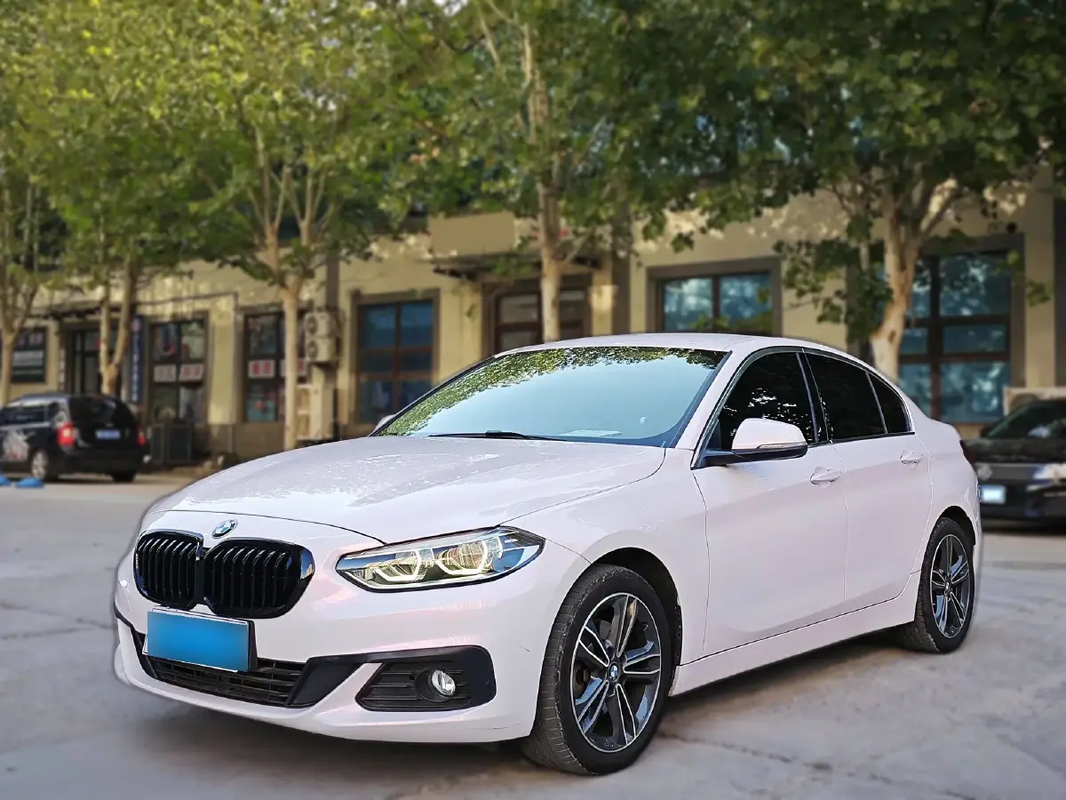 2019 BMW 1 Series 1.5T 136HP L3 6AT