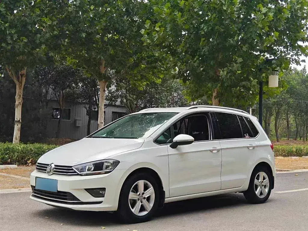 2018 Volkswagen Golf Sportsvan 1.6L 110HP L4 6AT