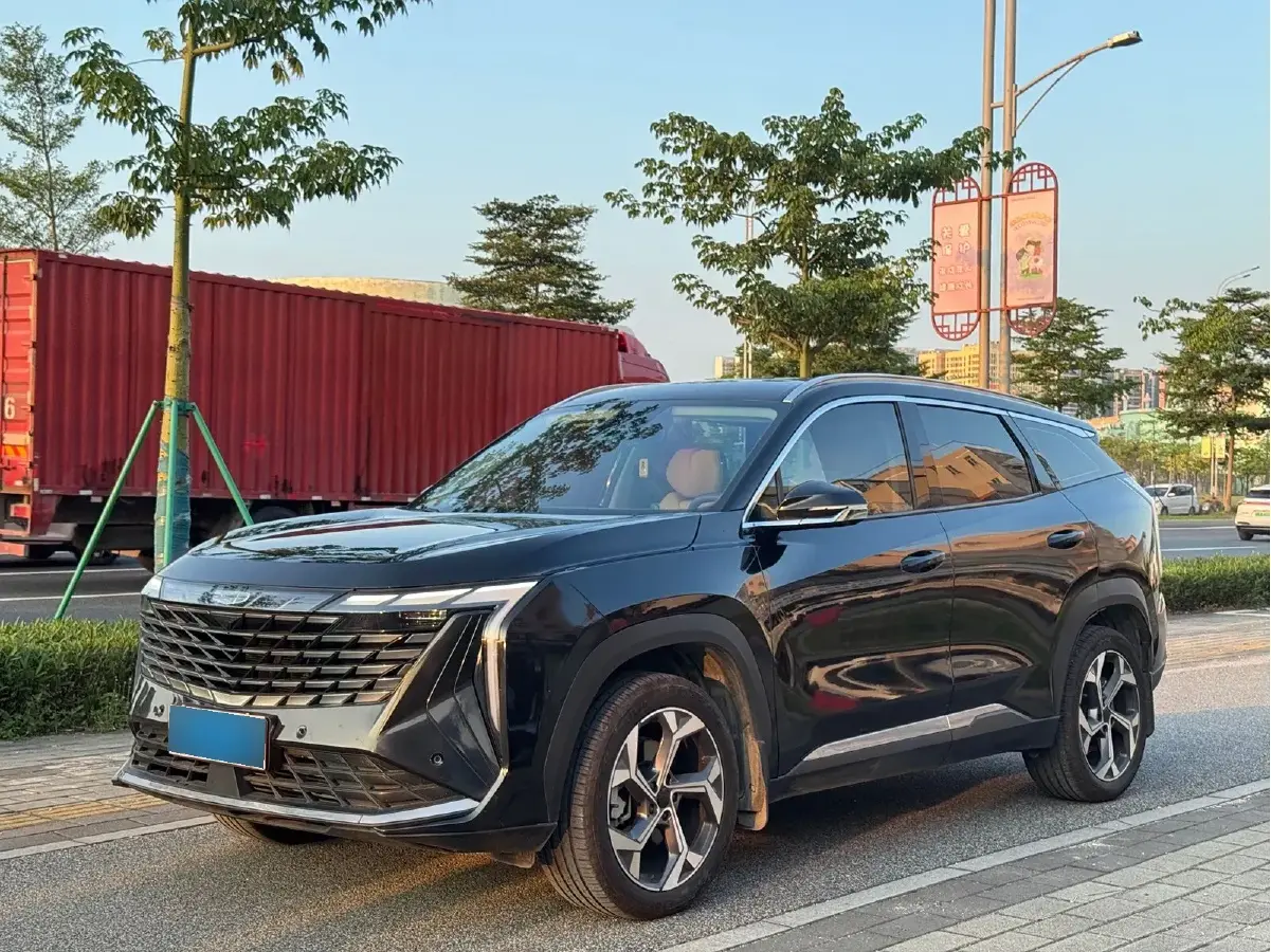 2023 Geely StarRay 1.5T 181HP L4 7DCT