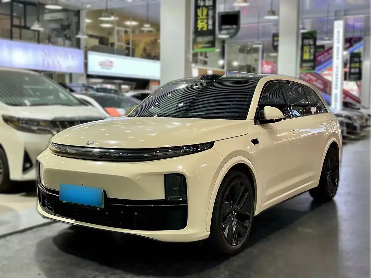 2023 Li L7 Range Extended 154HP REEV 40.9KWH