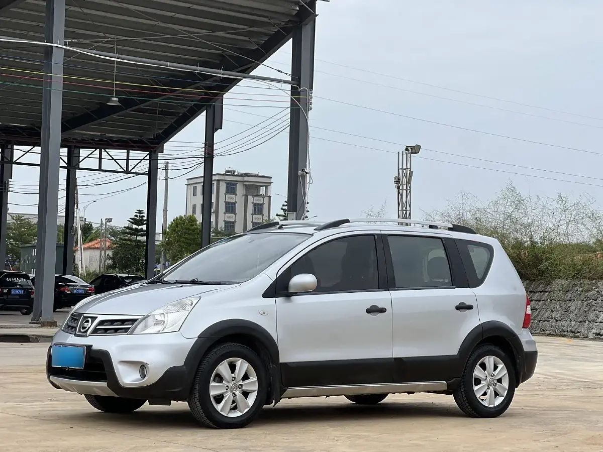 2010 Nissan Livina 1.6L 105HP L4 4AT