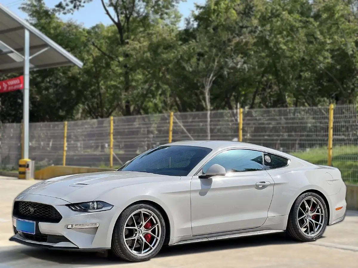 2020 Ford Mustang 2.3T 299HP L4 10AT