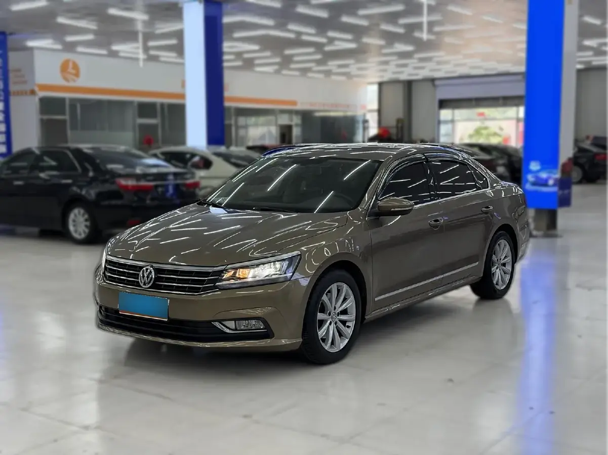 2016 Volkswagen Passat 1.8T 180HP L4 7DCT
