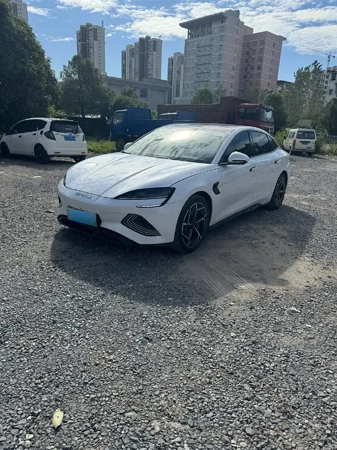 2022 BYD Seal BEV 82.5KWH