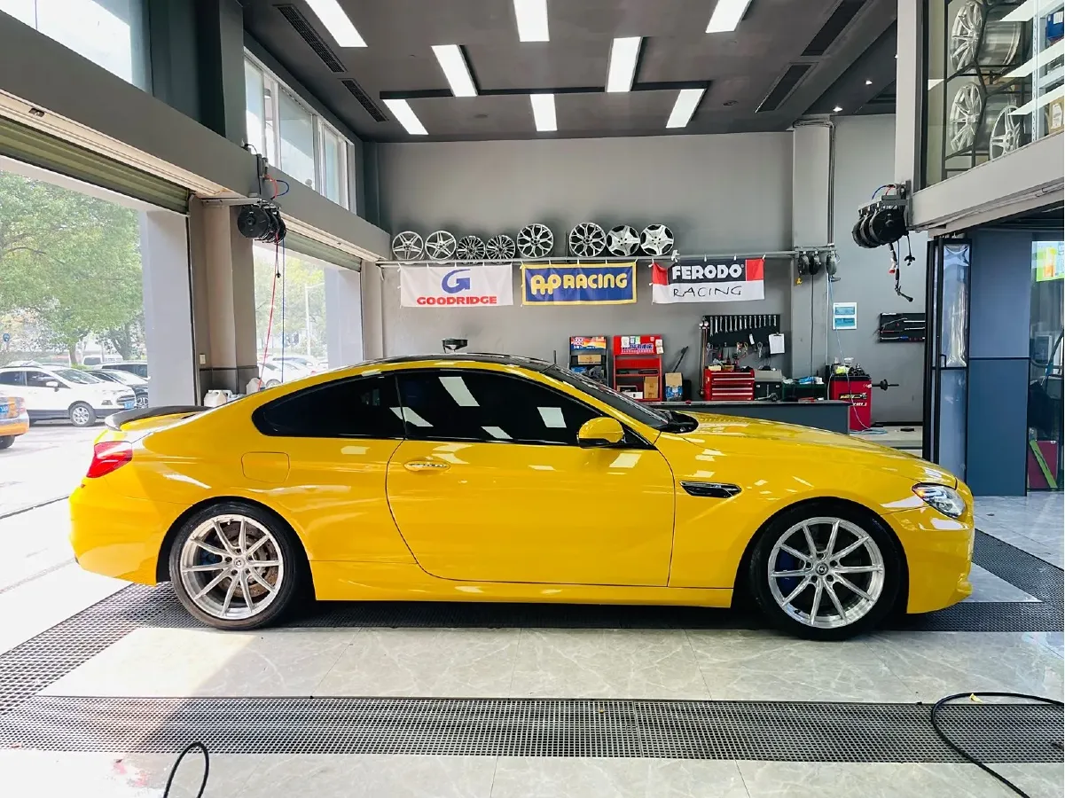 2013 BMW M6 4.4T 560HP V8 7DCT,autocango,china used car exporter,china ev exporter,chinese used car exporter,chinese used ev exporter