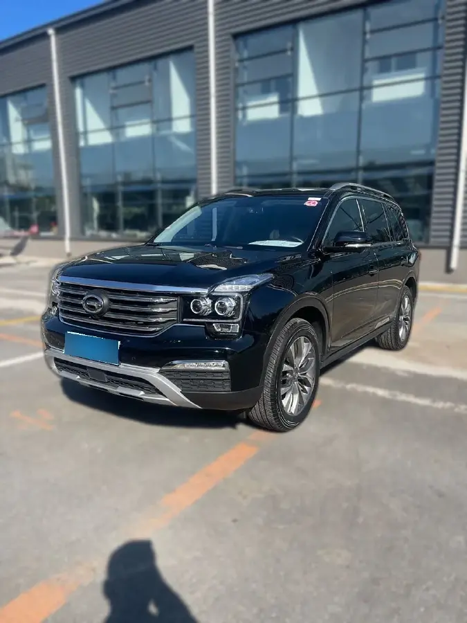 2017 GAC Trumpchi GS8 2.0T 201HP L4 6AT