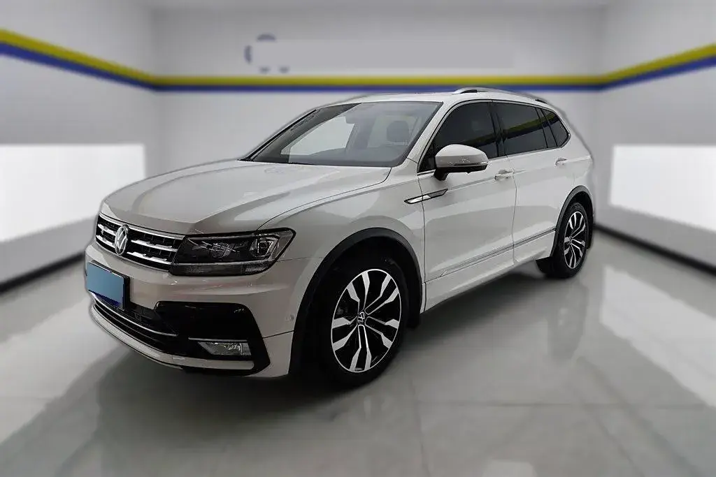 2021 Volkswagen Tiguan L 2.0T 186HP L4 7DCT