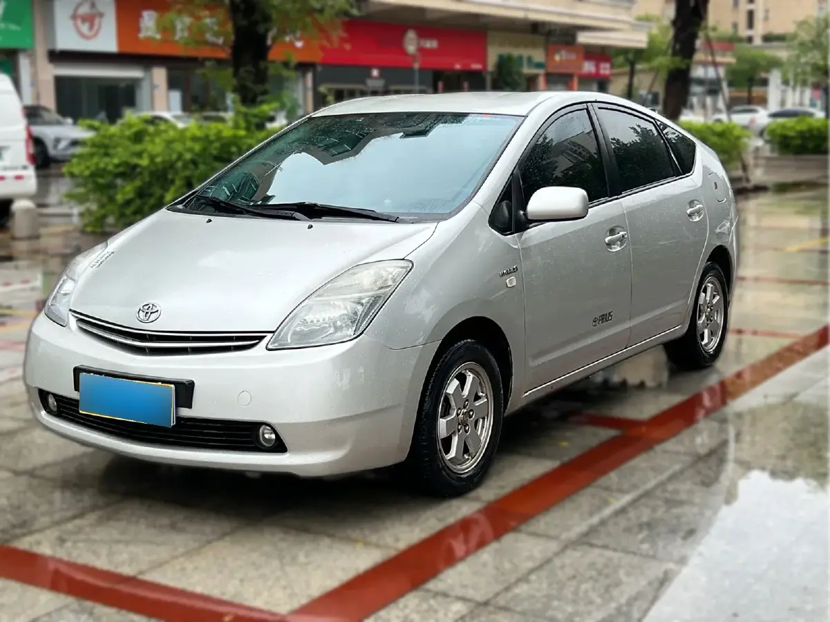 2006 Toyota Prius 1.5L 77HP L4 E-CVT Hybrid