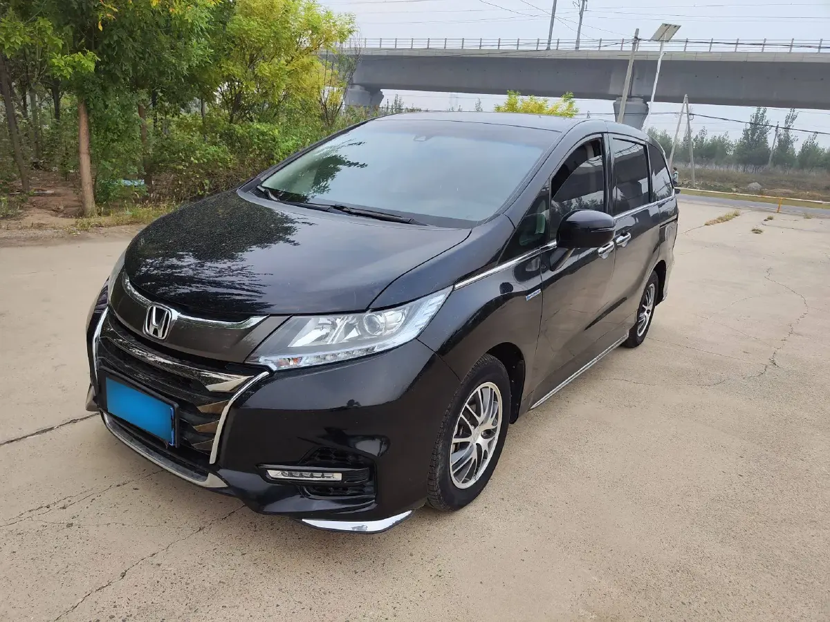 2019 Honda Odyssey 2.0L 146HP L4 E-CVT Hybrid