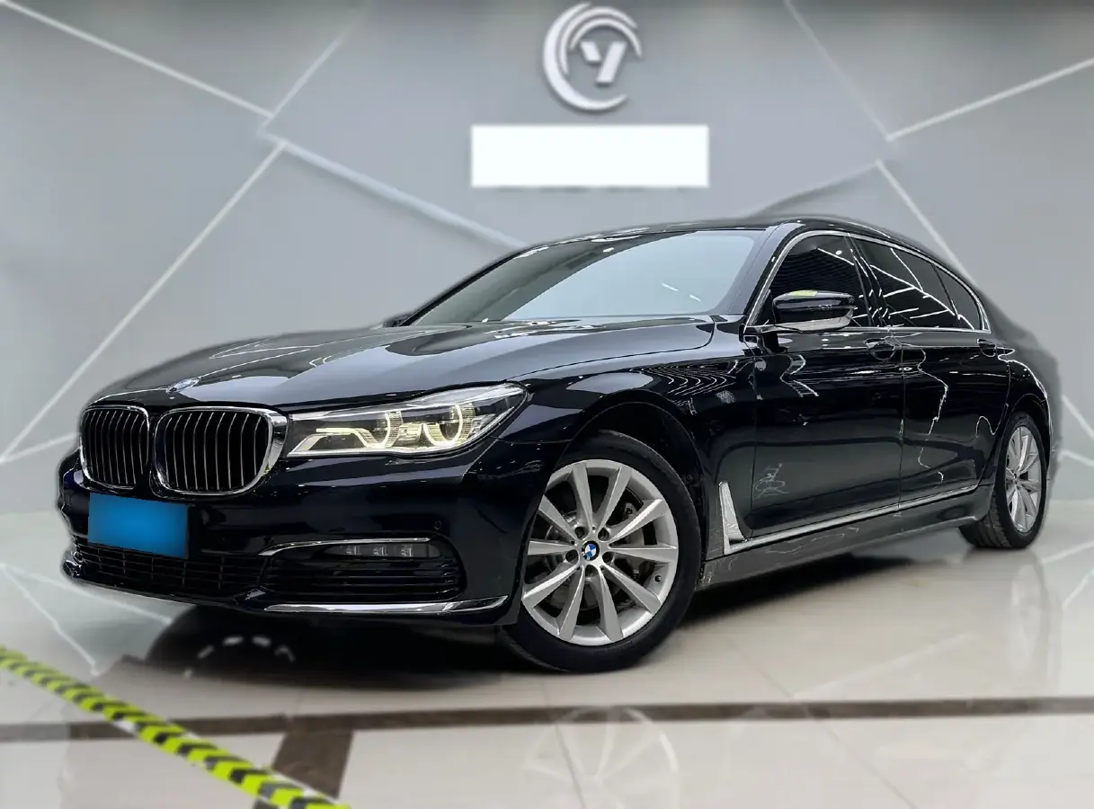 2016 BMW 7 Series 2.0T 258HP L4 8AT