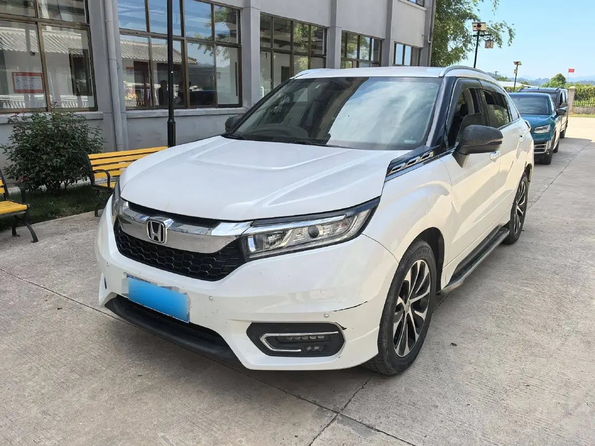 2019 Honda Avancier 1.5T 193HP L4 CVT