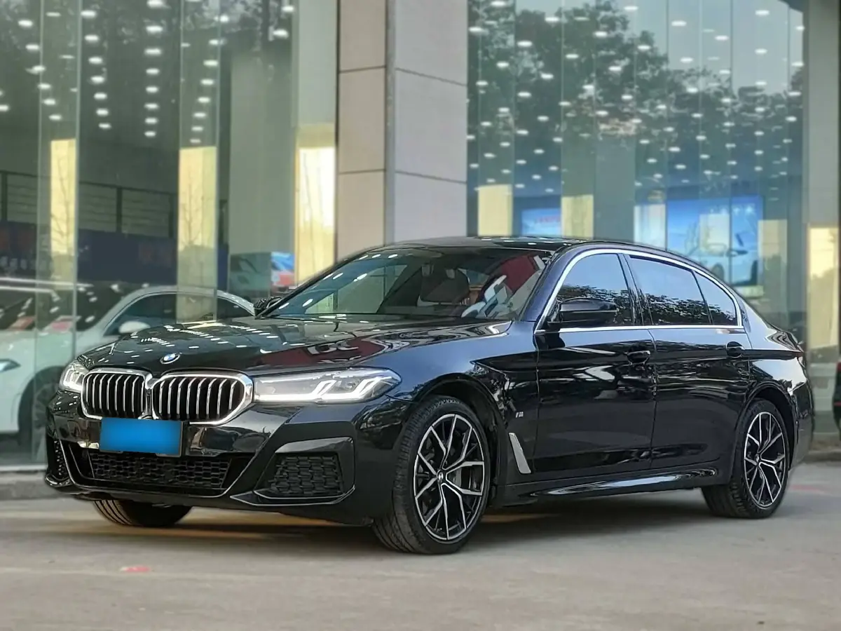 2021 BMW 5 Series 2.0T 252HP L4 8AT