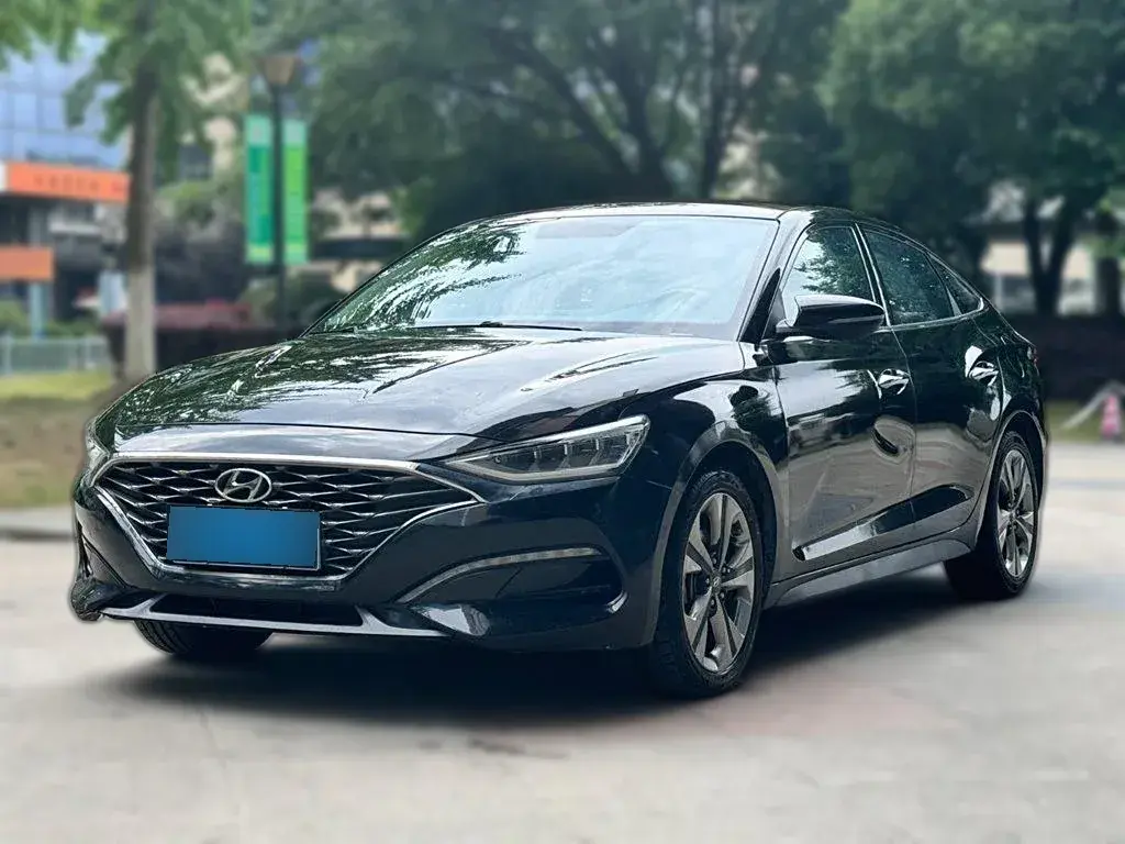 2019 Hyundai La Festa 1.6T 204HP L4 7DCT