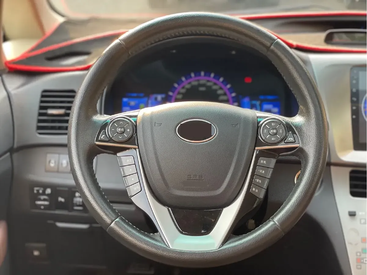 2015 BYD M6 2.4L 167HP L4 6DCT,autocango,china used car exporter,china ev exporter,chinese used car exporter,chinese used ev exporter