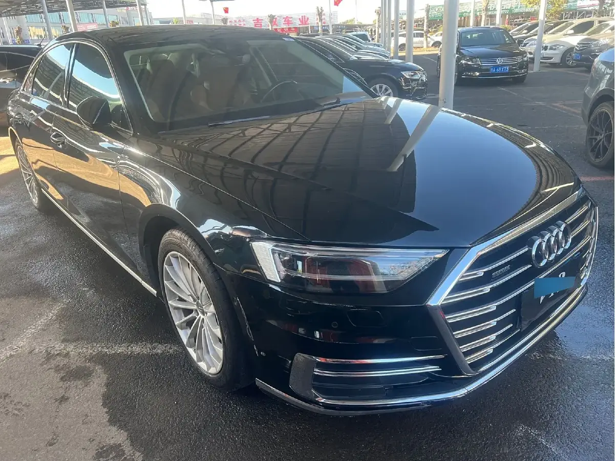 2018 Audi A8 3.0T 340HP V6 8AT