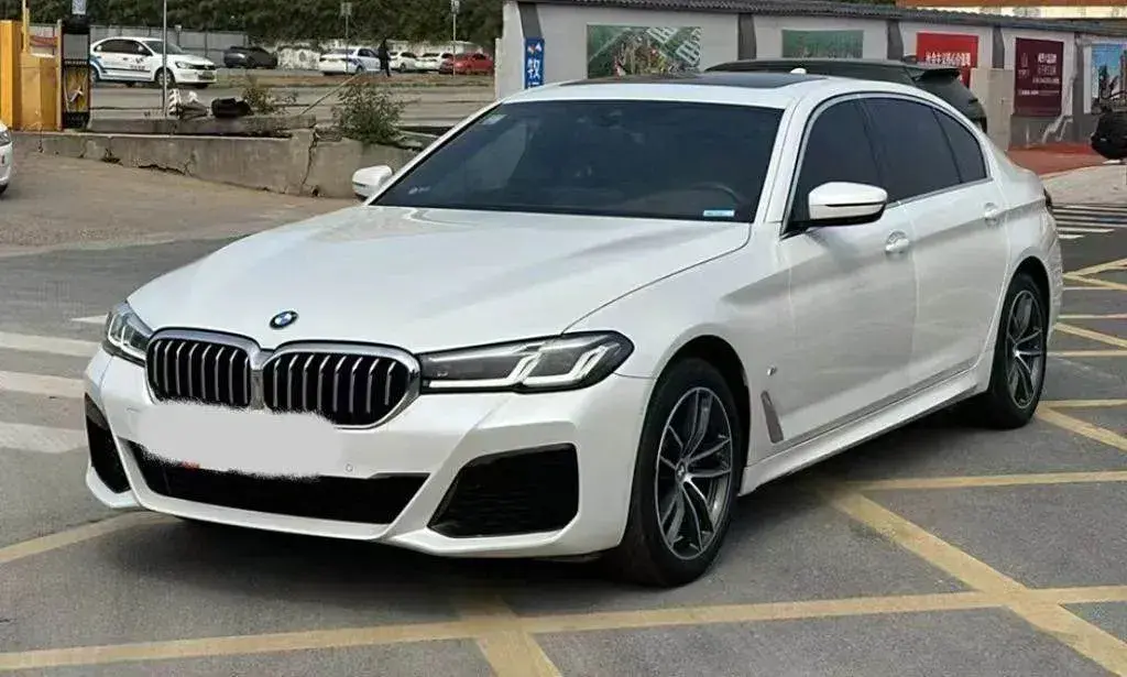 2021 BMW 5 Series 2.0T 184HP L4 8AT