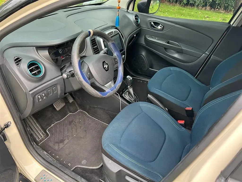 2015 Renault Captur 1.2T 116HP L4 6DCT,autocango,china used car exporter,china ev exporter,chinese used car exporter,chinese used ev exporter