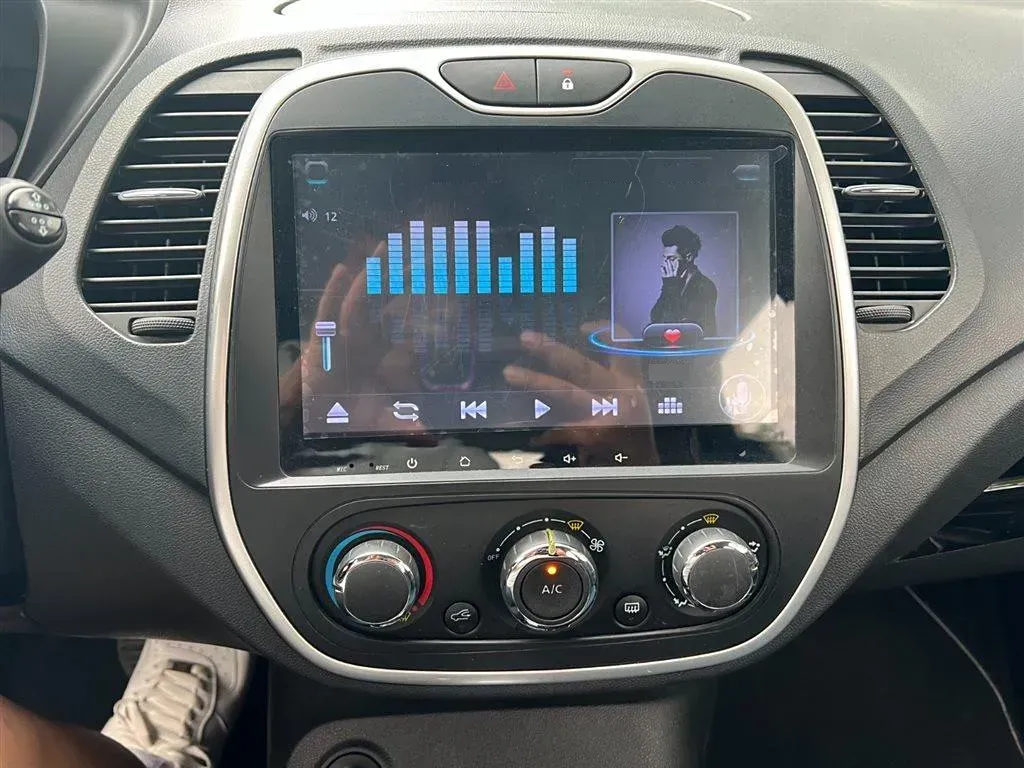 2015 Renault Captur 1.2T 116HP L4 6DCT,autocango,china used car exporter,china ev exporter,chinese used car exporter,chinese used ev exporter